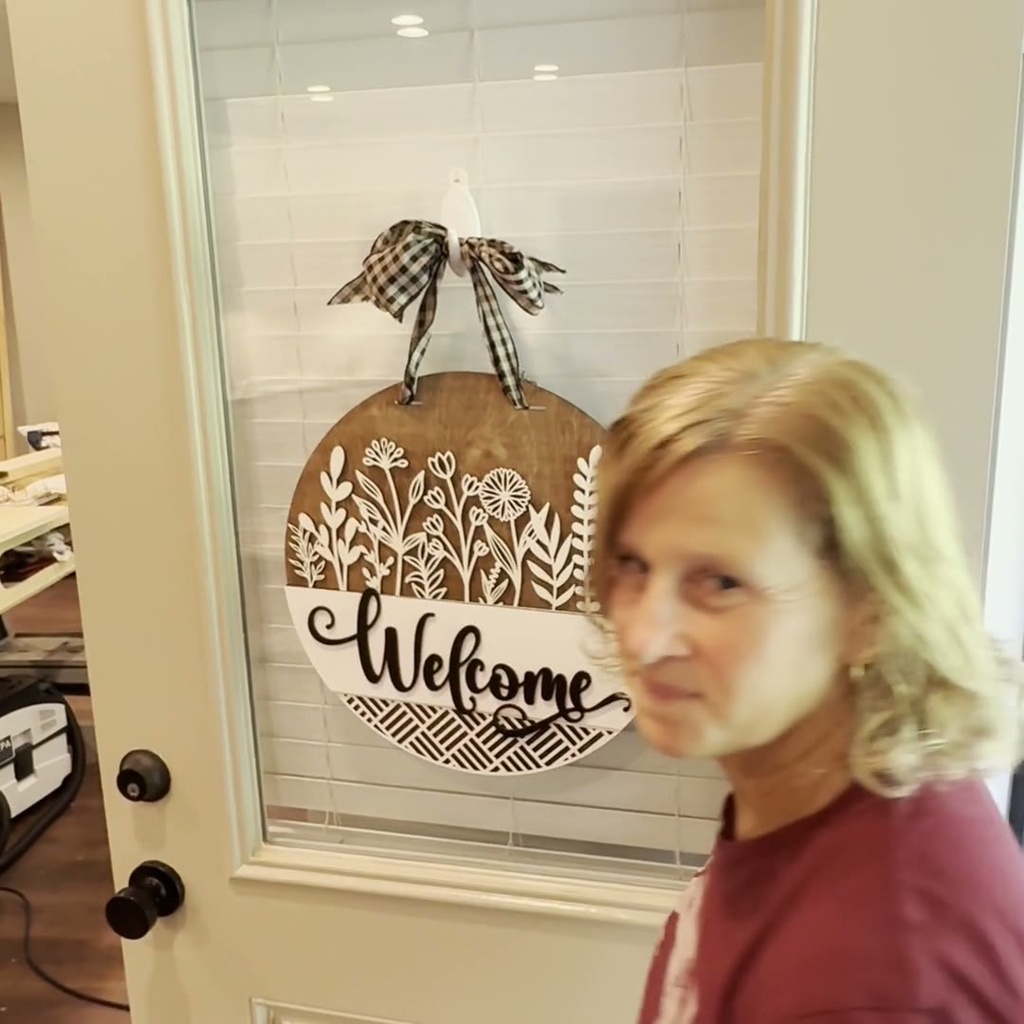 Welcome Door Hanger — swap the design (video)